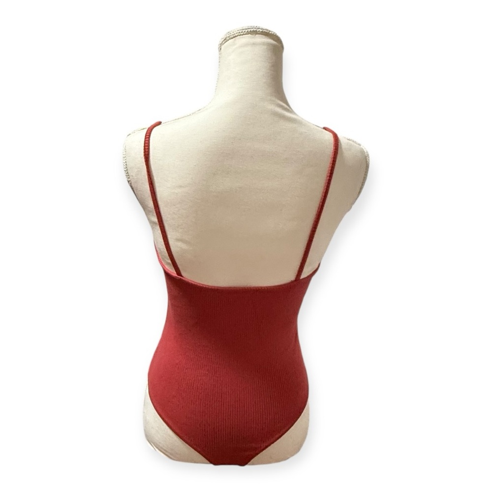 Lulu's Red Ribbed Bodysuit - Picture 6 of 9